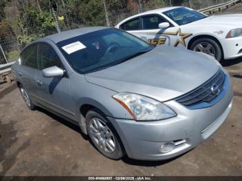  Salvage Nissan Altima