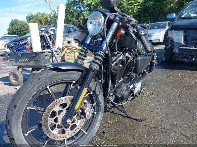  Salvage Harley-Davidson Xl883