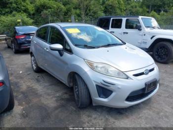  Salvage Ford Fiesta