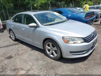  Salvage Volkswagen Passat