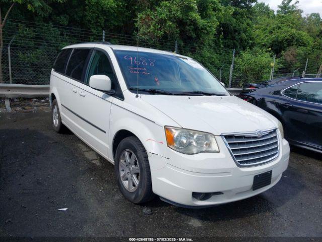  Salvage Chrysler Town & Country