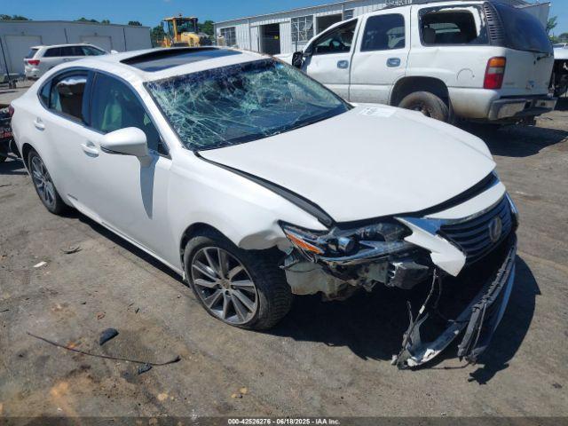  Salvage Lexus Es