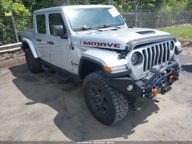 Salvage Jeep Gladiator