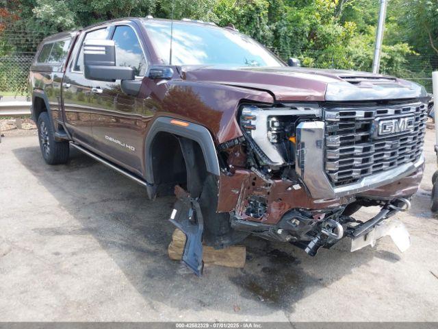  Salvage General Motors Sierra 2500HD
