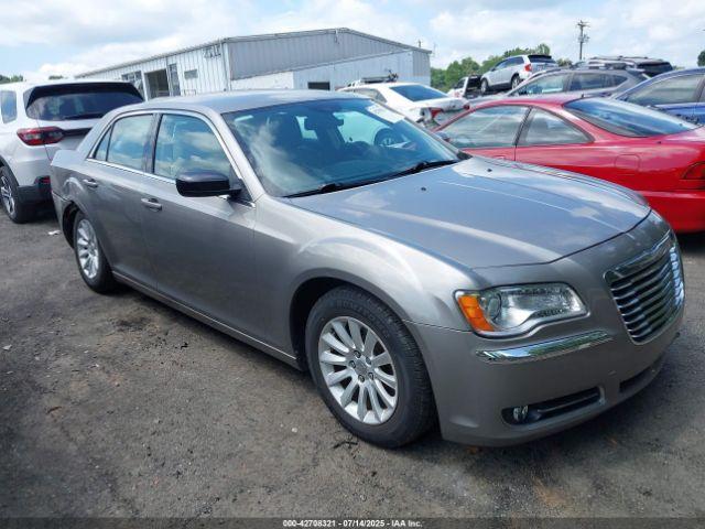  Salvage Chrysler 300