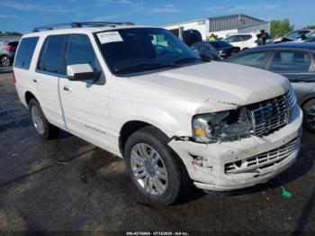  Salvage Lincoln Navigator