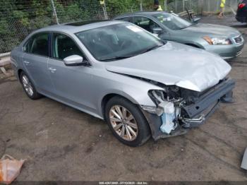  Salvage Volkswagen Passat