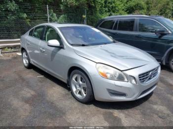  Salvage Volvo S60