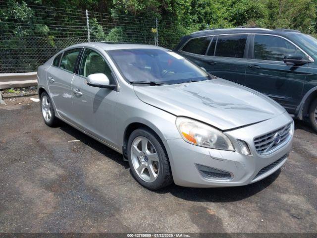  Salvage Volvo S60