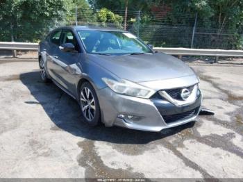  Salvage Nissan Maxima