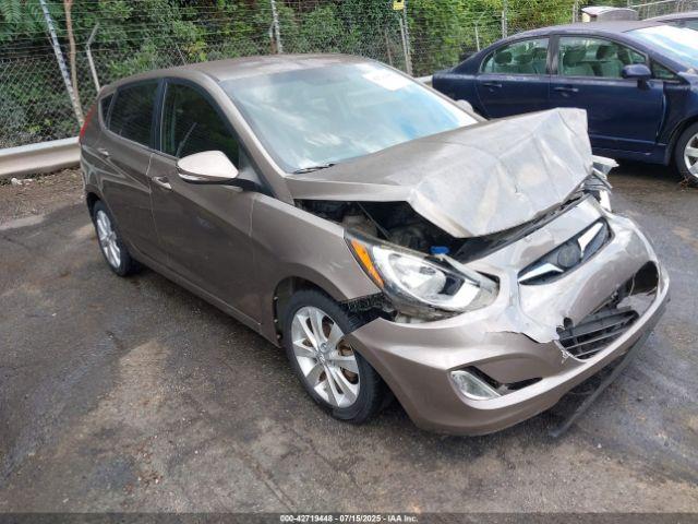 Salvage Hyundai ACCENT