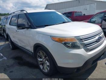 Salvage Ford Explorer