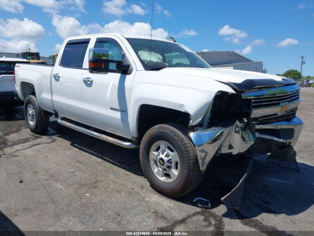  Salvage Chevrolet Silverado 2500