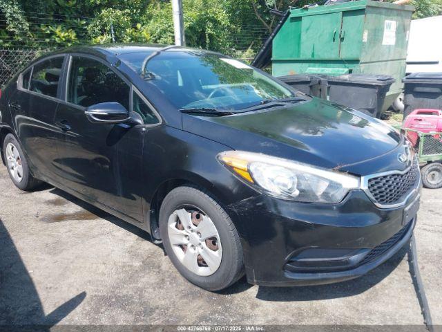  Salvage Kia Forte