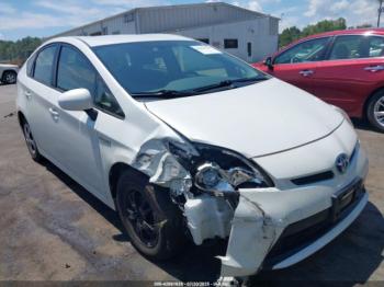  Salvage Toyota Prius