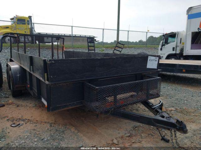  Salvage Lee Trailer