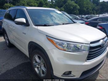  Salvage Toyota Highlander