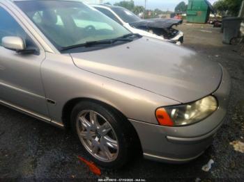  Salvage Volvo S60
