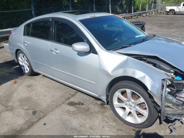  Salvage Nissan Maxima