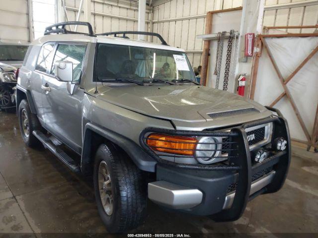  Salvage Toyota FJ Cruiser