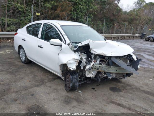  Salvage Nissan Versa