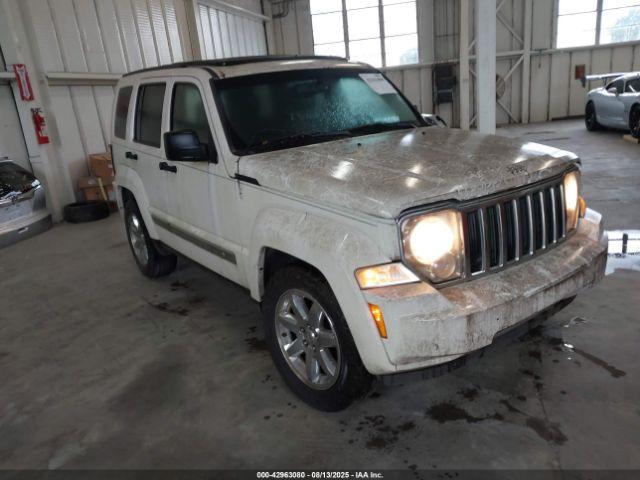  Salvage Jeep Liberty