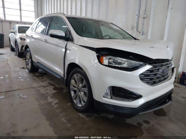  Salvage Ford Edge