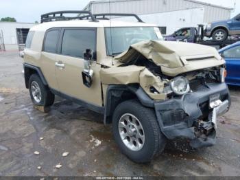  Salvage Toyota FJ Cruiser