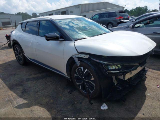 Salvage Kia EV6