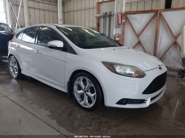  Salvage Ford Focus St
