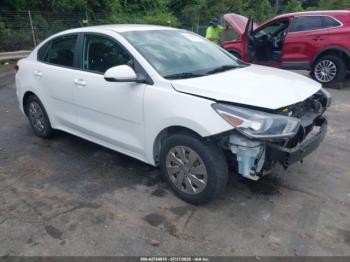  Salvage Kia Rio