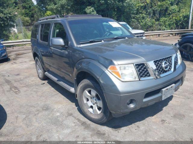  Salvage Nissan Pathfinder