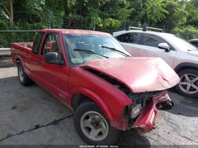  Salvage Chevrolet S-10