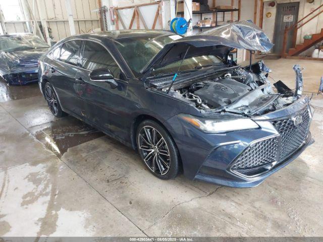  Salvage Toyota Avalon