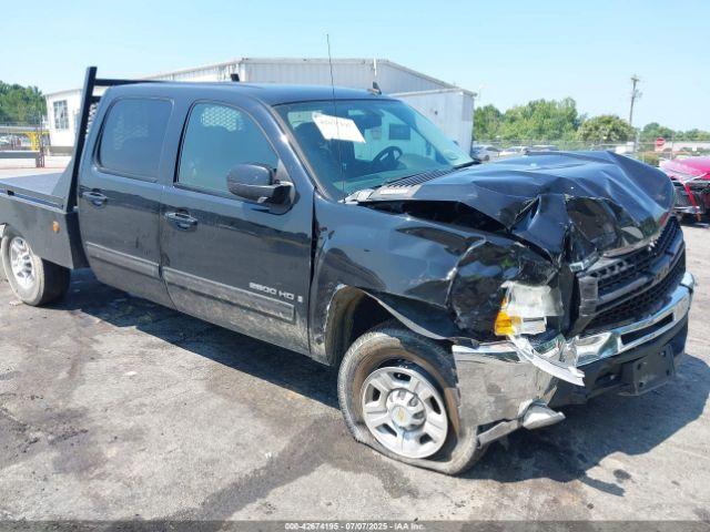 Salvage Chevrolet Silverado 2500