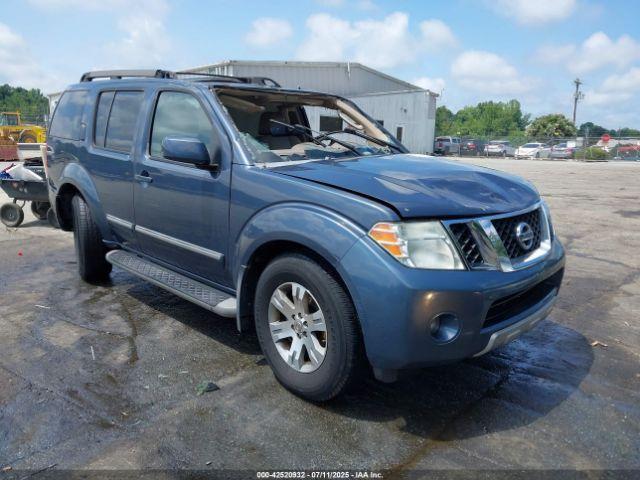  Salvage Nissan Pathfinder