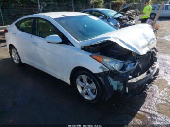  Salvage Hyundai ELANTRA