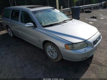 Salvage Volvo V70