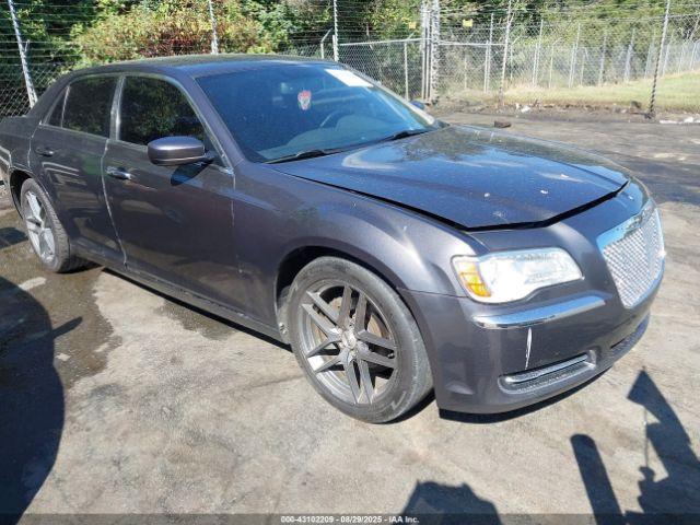  Salvage Chrysler 300