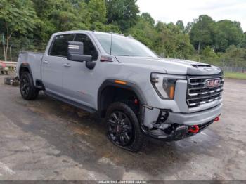  Salvage General Motors Sierra 2500HD