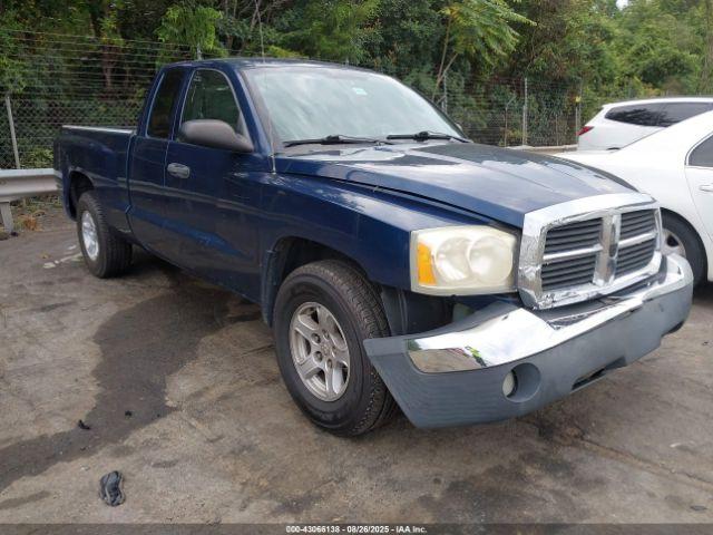  Salvage Dodge Dakota