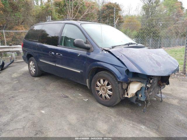  Salvage Chrysler Town & Country