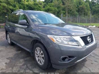  Salvage Nissan Pathfinder
