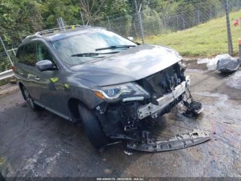  Salvage Nissan Pathfinder