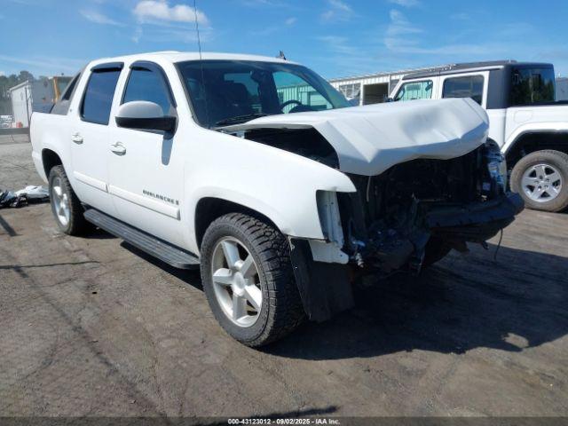  Salvage Chevrolet Avalanche 1500