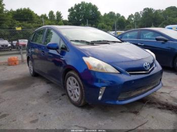  Salvage Toyota Prius v
