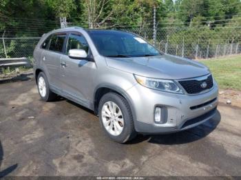  Salvage Kia Sorento