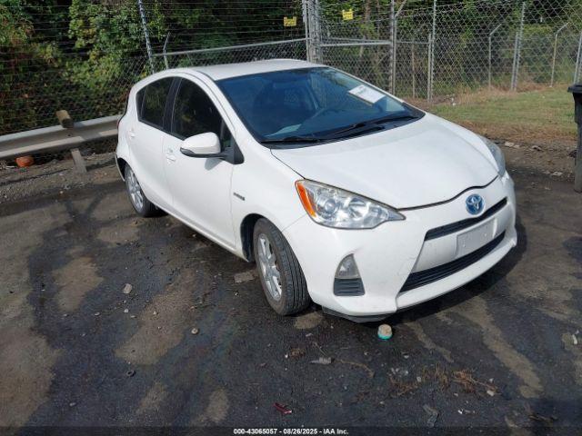  Salvage Toyota Prius c