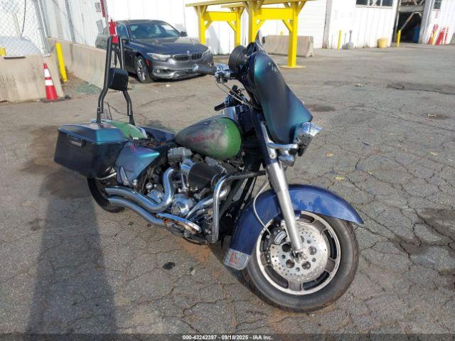  Salvage Harley-Davidson Flhx