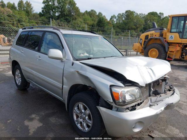  Salvage Toyota Highlander